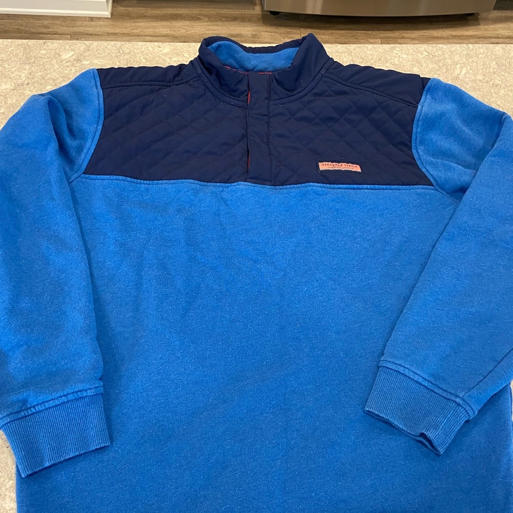 Vineyard Vines Quilted Navy and Blue Pullover